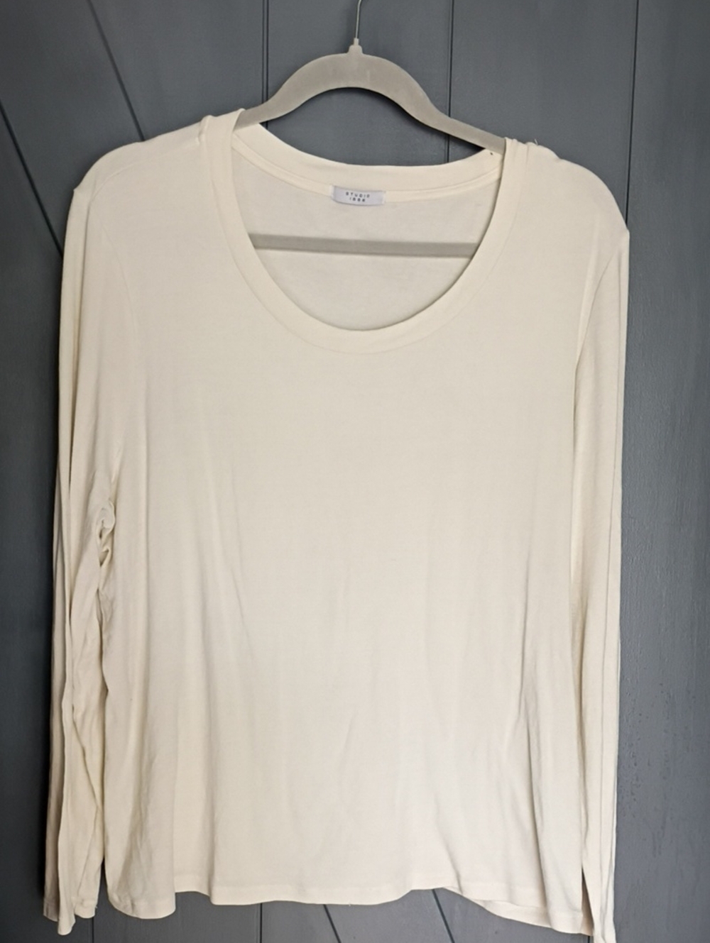 Studio Long Sleeve Scoop Neck Top - Ivory